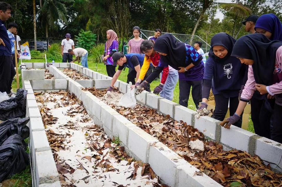 From Waste to Organic Fertilizer