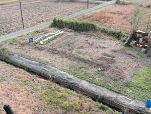 First planted vegetables in spring, 2019
A small area to take a break in 